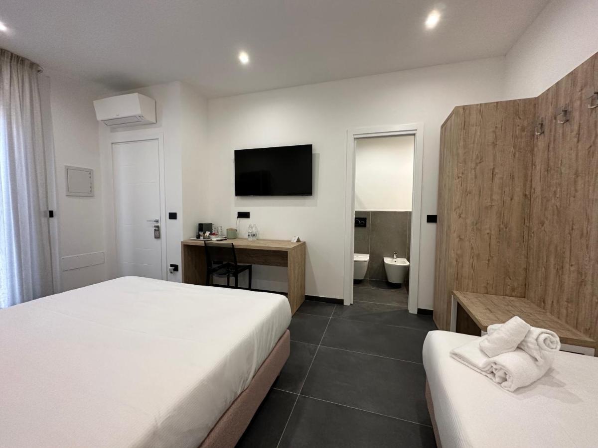 Ng Guest House Il Gallura オルビア エクステリア 写真
